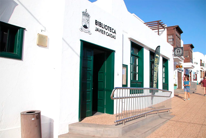 El Ayuntamiento de Yaiza licita por 900.000 euros la limpieza de dependencias municipales