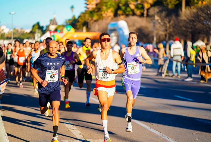 Yaiza felicita a Yerove Rodríguez Machín por su récord de España 10 Km en categoría sub 20