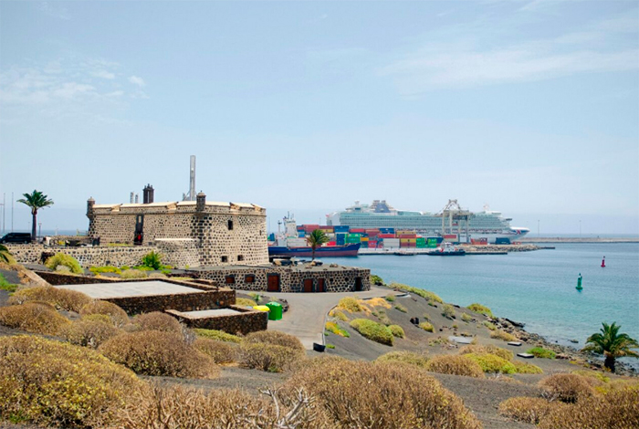 Arrecife se confirma como puerto base de cruceros turísticos para los años 2025, 2026 y 2027